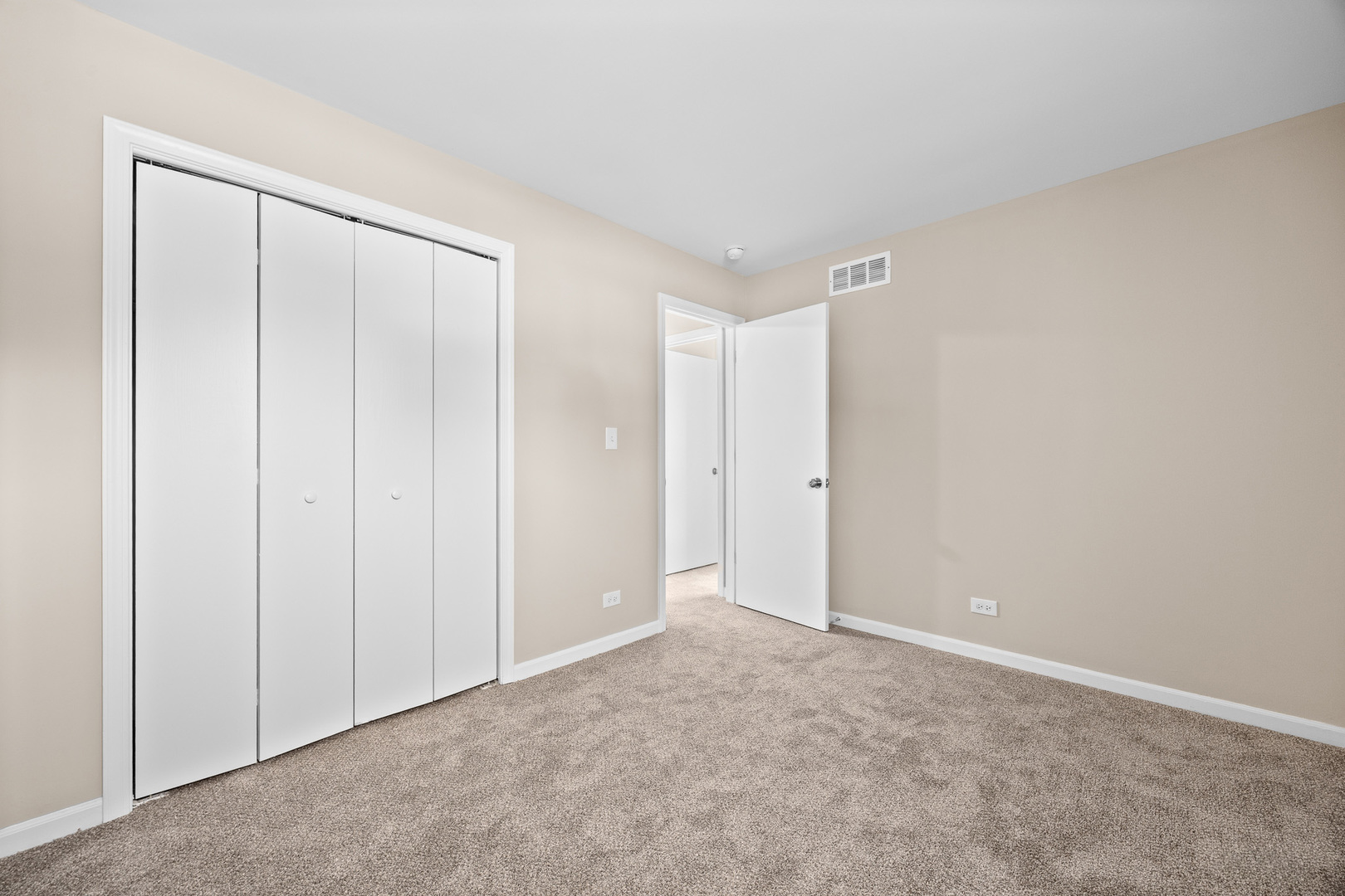 166 N Canyon Drive, Bolingbrook, IL 60490