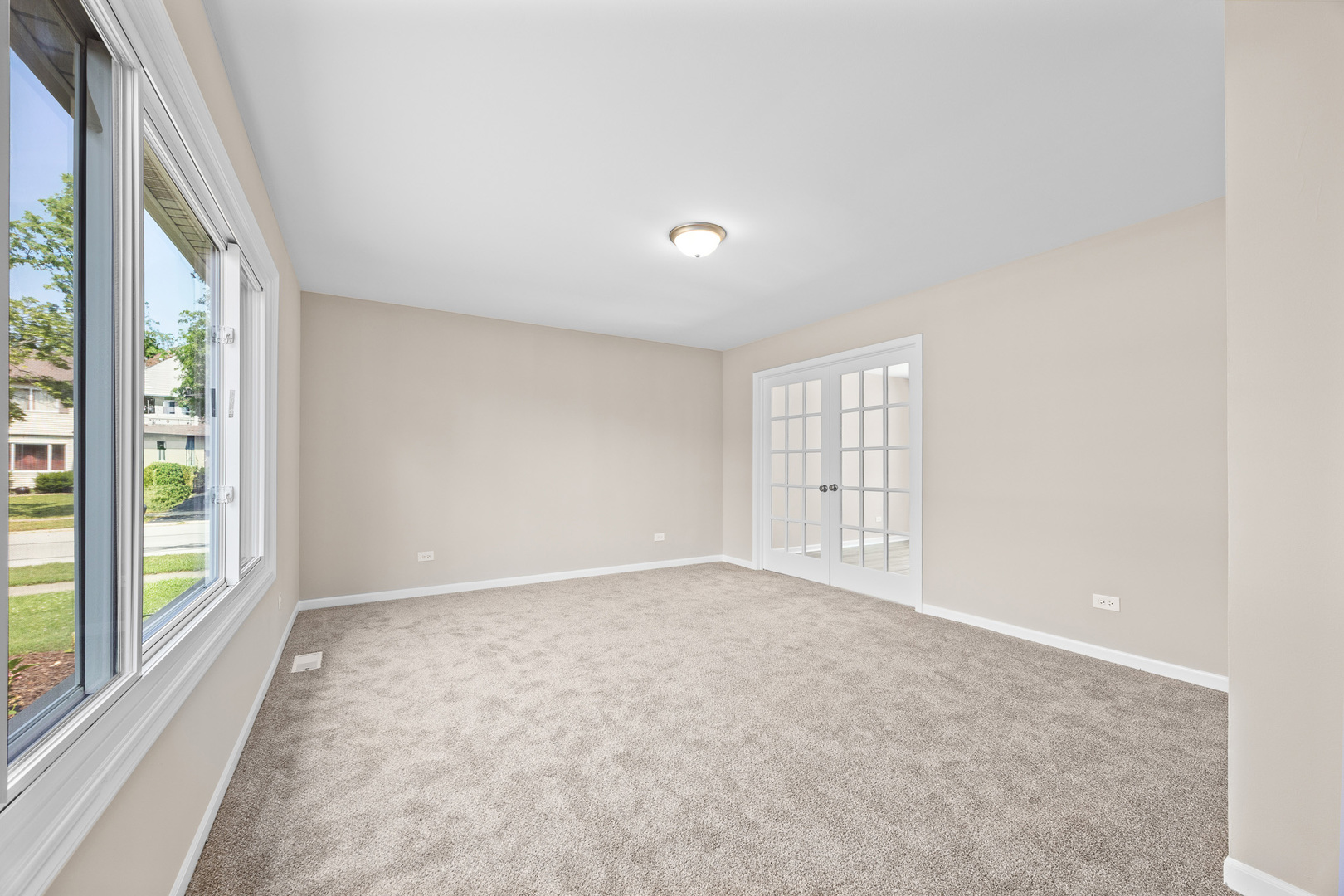 166 N Canyon Drive, Bolingbrook, IL 60490