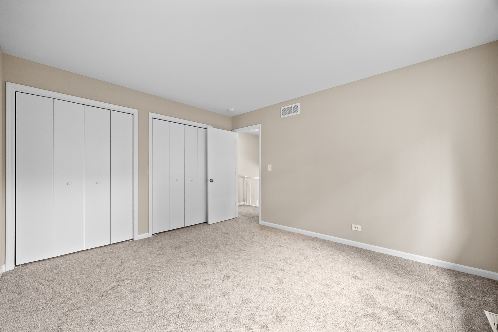 166 N Canyon Drive, Bolingbrook, IL 60490