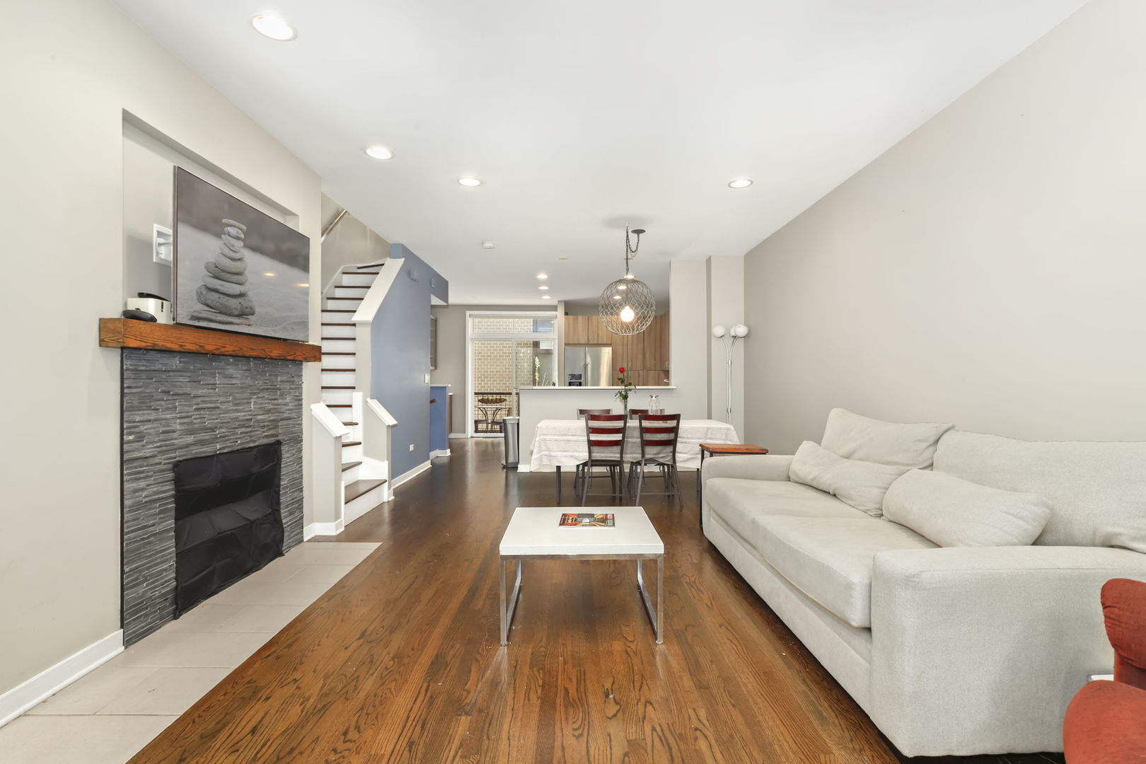 2754 N Paulina Street, Chicago, IL 60614