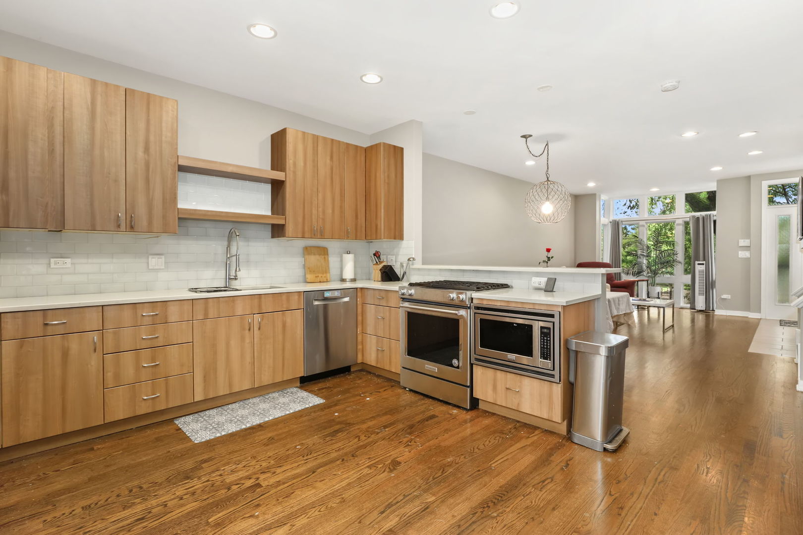 2754 N Paulina Street, Chicago, IL 60614