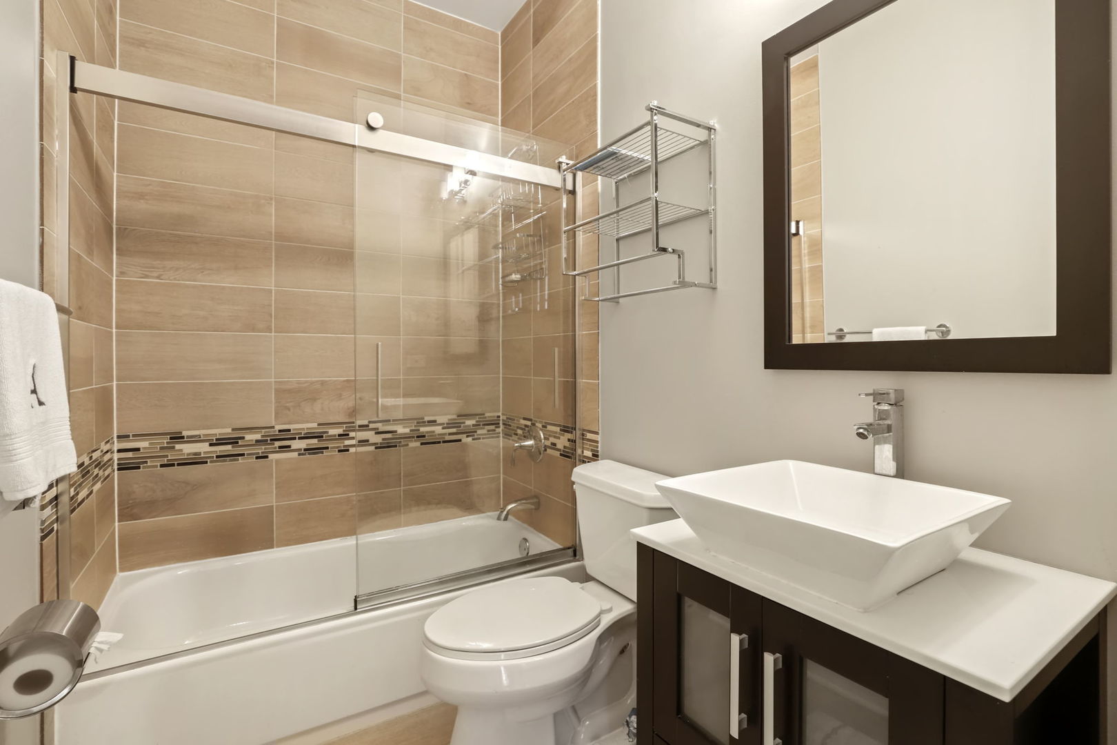 2754 N Paulina Street, Chicago, IL 60614