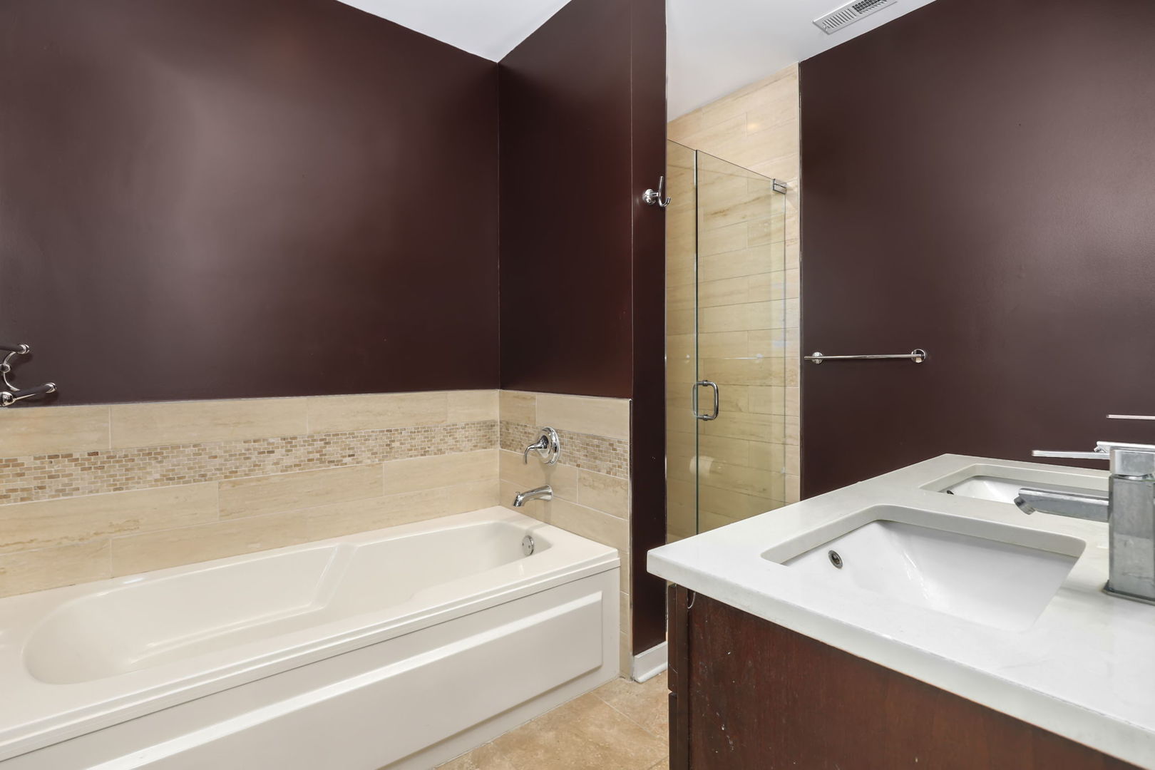 2754 N Paulina Street, Chicago, IL 60614