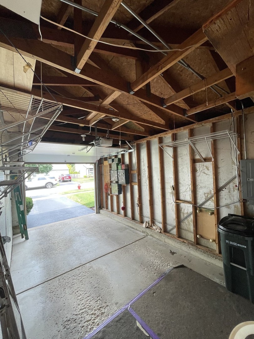 7019 Buckingham Circle, Woodridge, IL 60517