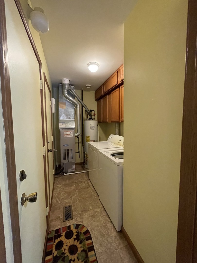 7019 Buckingham Circle, Woodridge, IL 60517