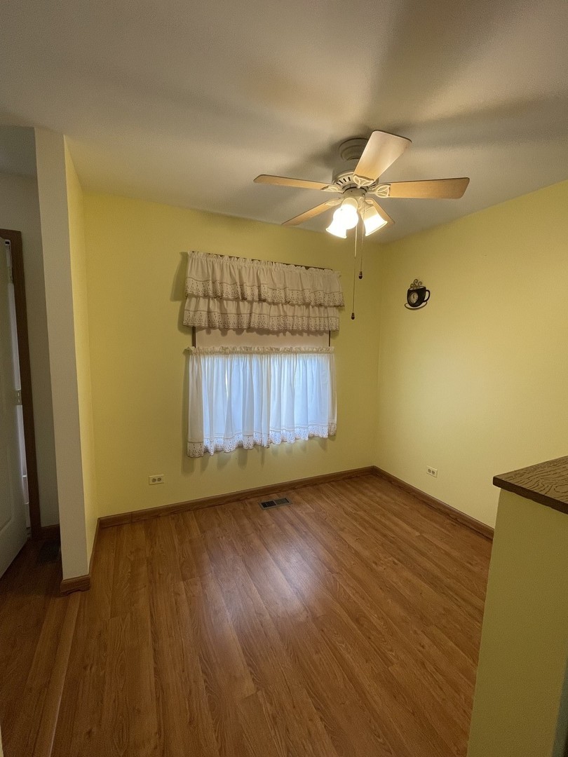7019 Buckingham Circle, Woodridge, IL 60517