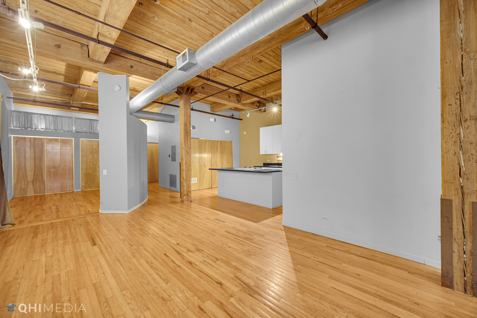 1000 W Washington Boulevard #332, Chicago, IL 60607