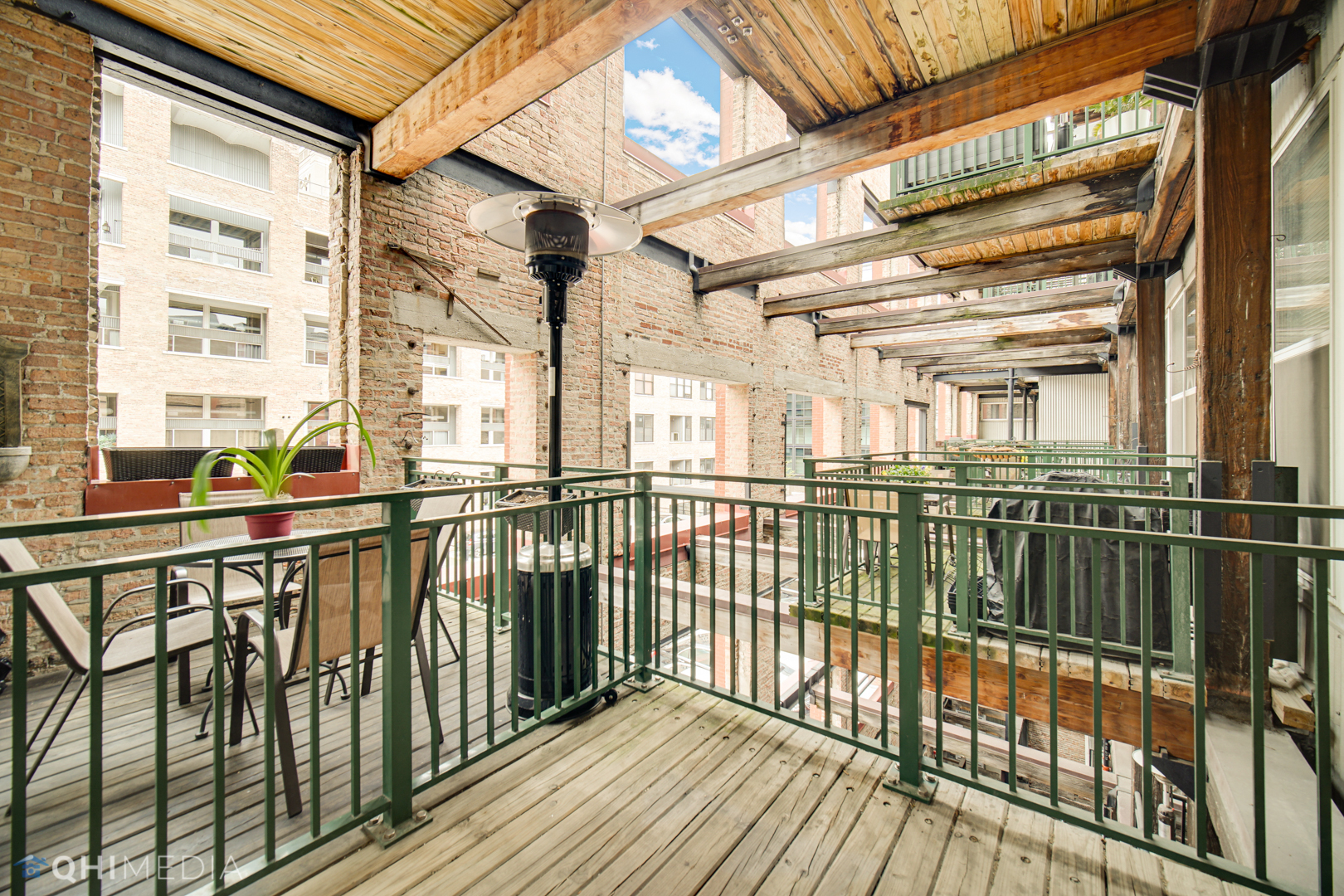1000 W Washington Boulevard #332, Chicago, IL 60607
