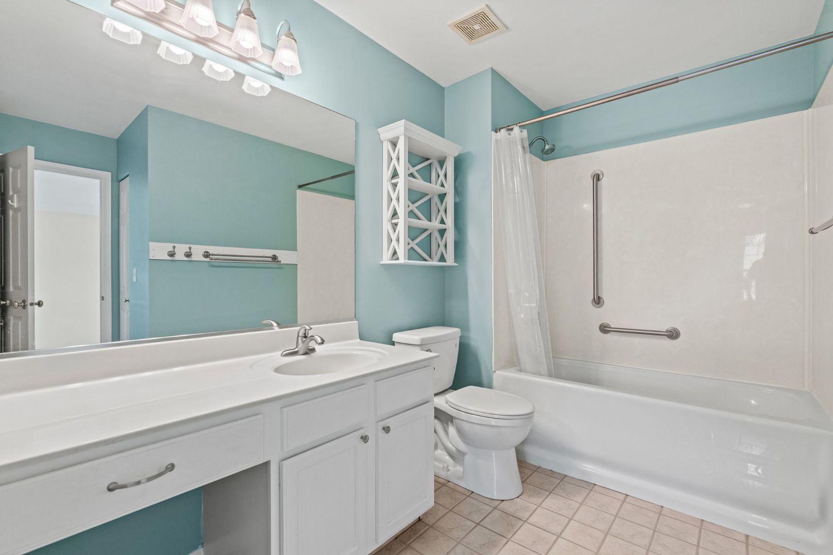 26283 W Vista Court, Ingleside, IL 60041