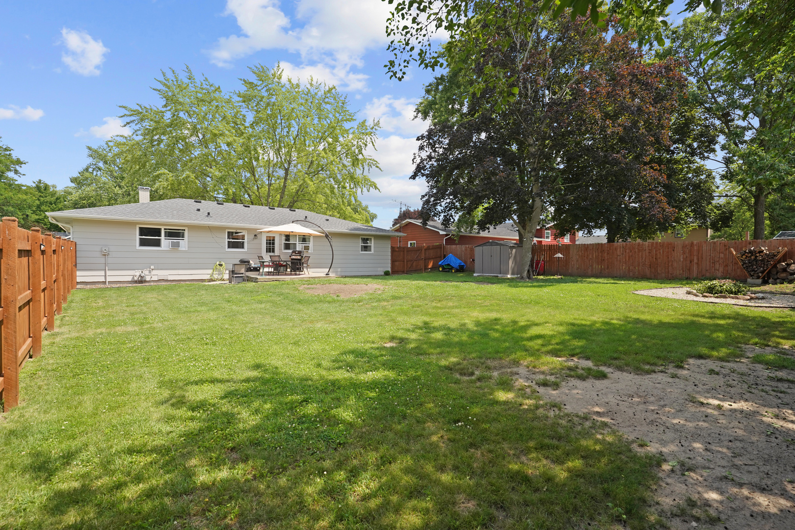 582 Phillips Circle, Antioch, IL 60002