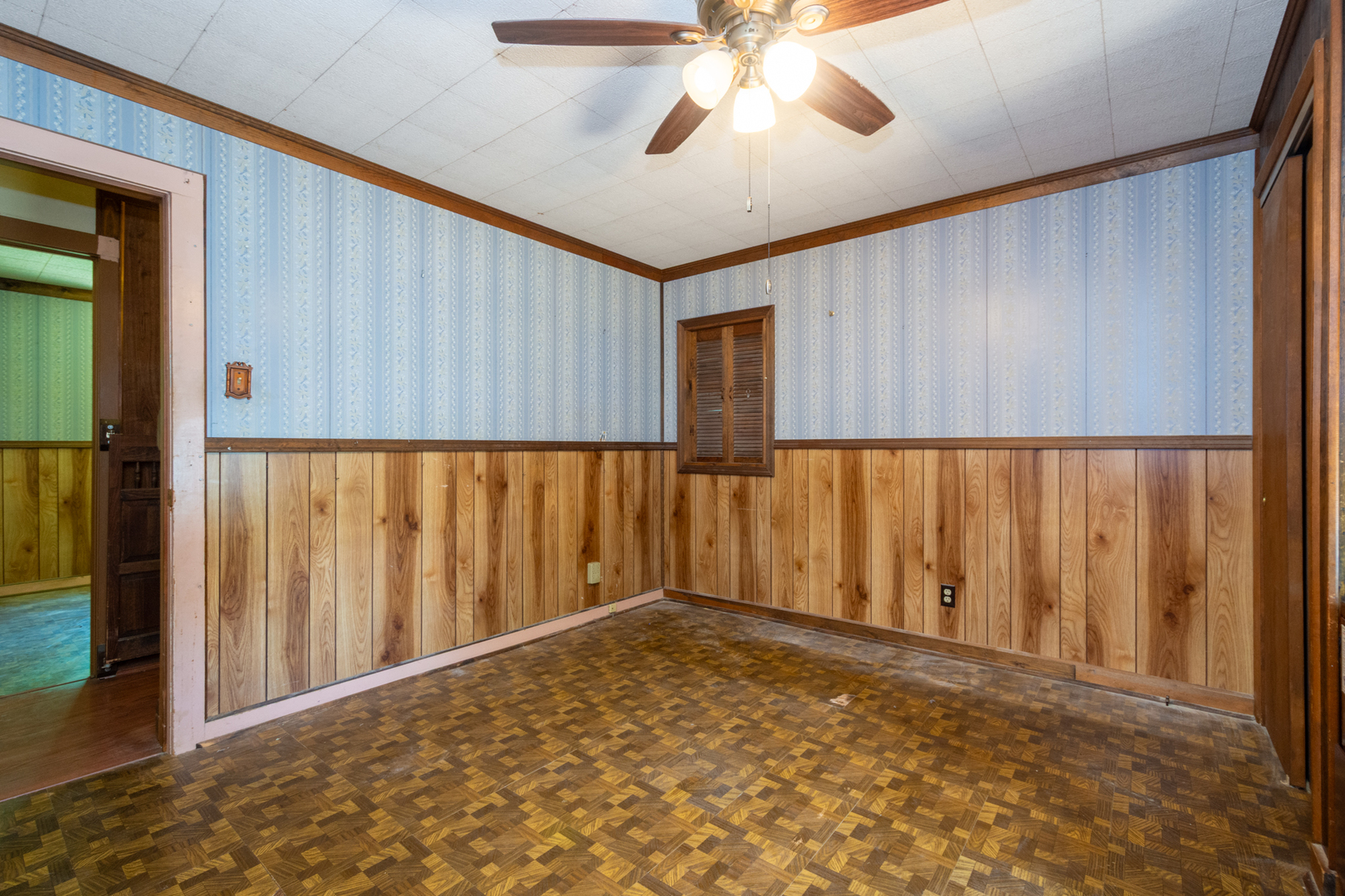 40484 N Deep Lake Road, Antioch, IL 60002