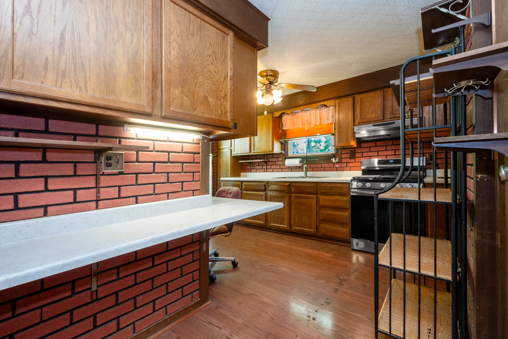 40484 N Deep Lake Road, Antioch, IL 60002