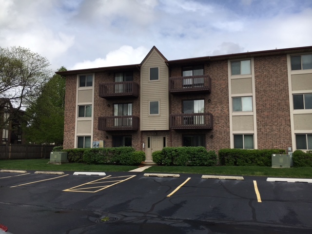 1495 Georgia Court #102, Naperville, IL 60540