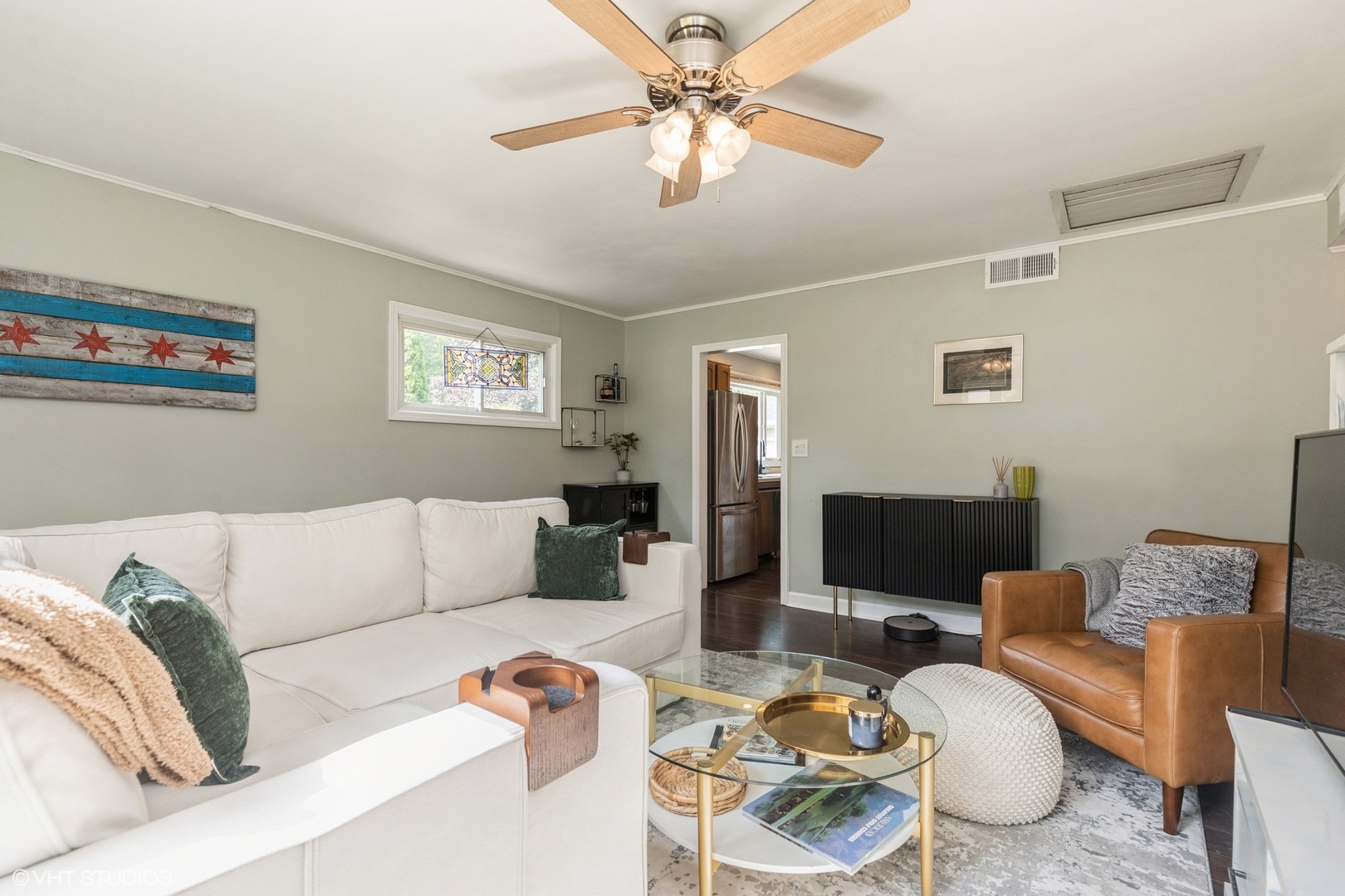 24 Johnathan Road, Lake Zurich, IL 60047
