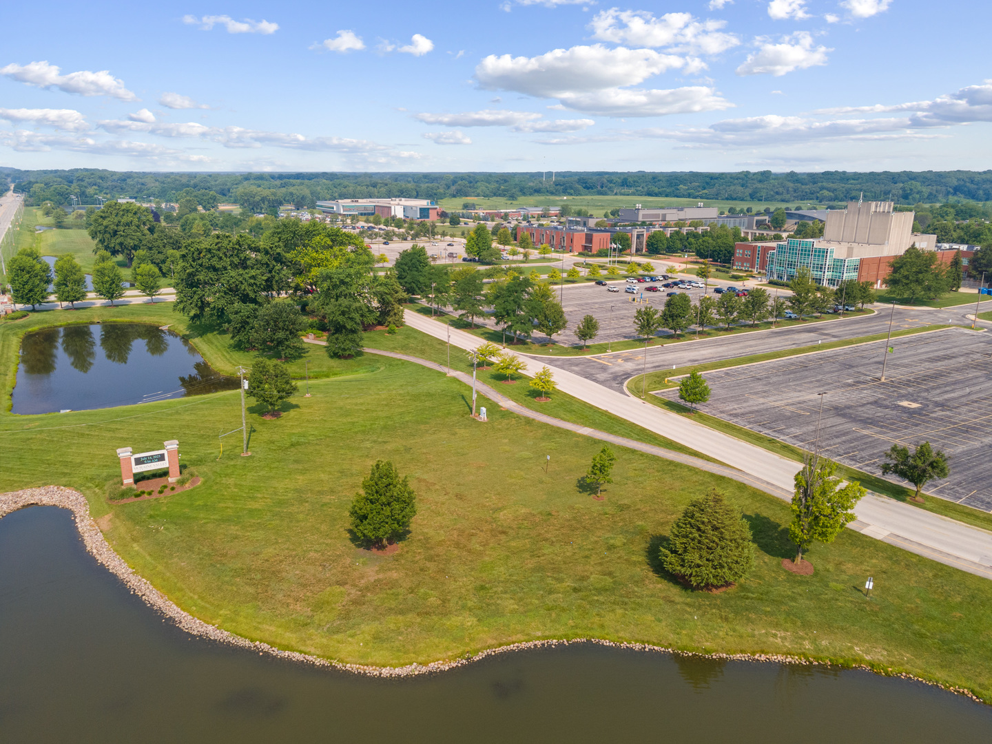 8697 W 111th Street #2D, Palos Hills, IL 60465