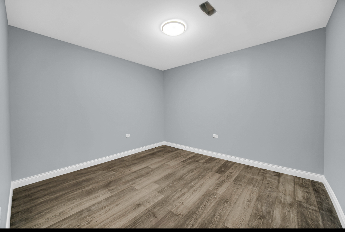 37 N Lotus Avenue, Chicago, IL 60644