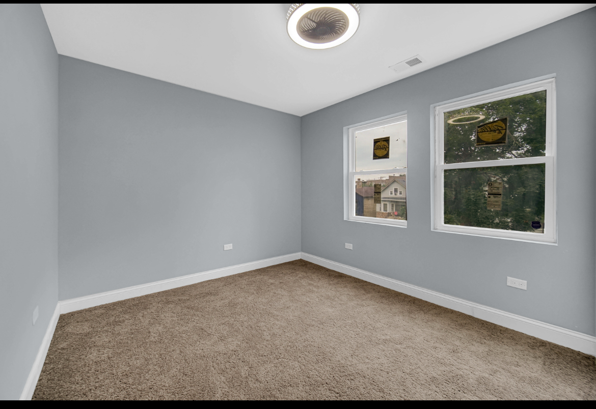 37 N Lotus Avenue, Chicago, IL 60644