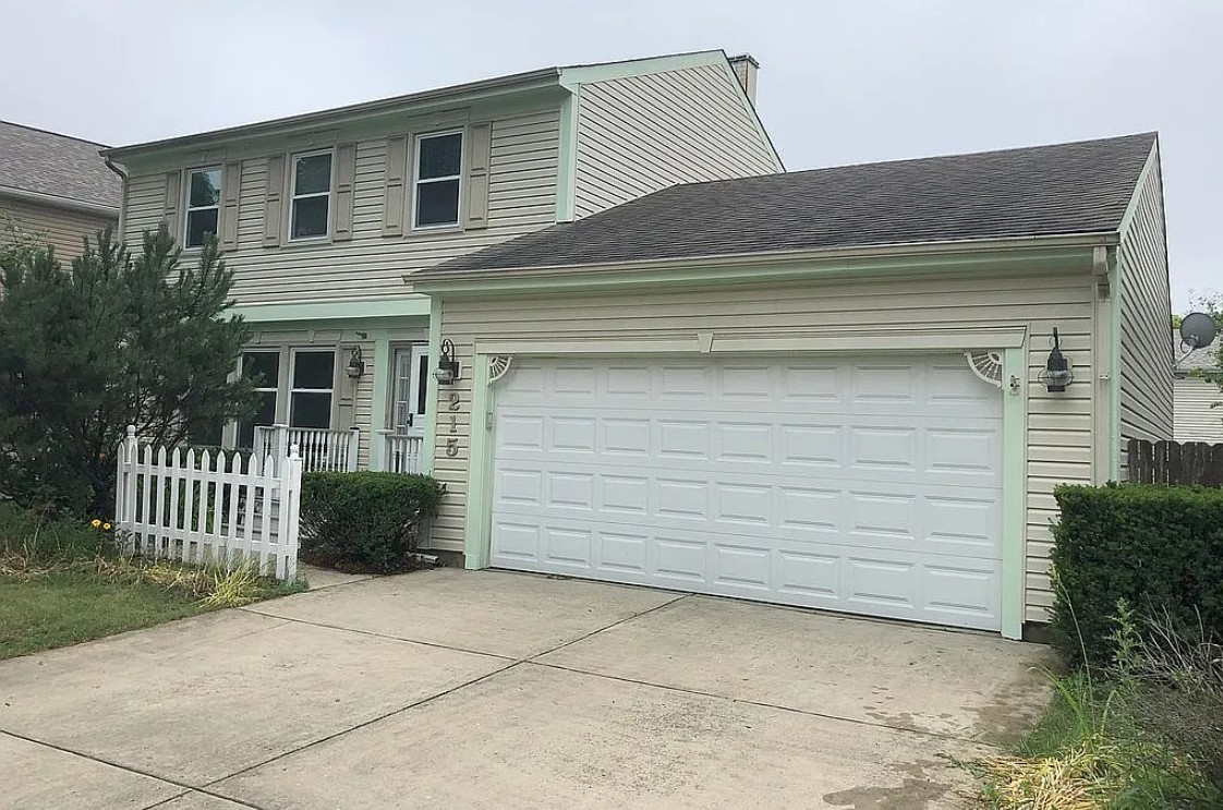 215 Annapolis Drive, Vernon Hills, IL 60061