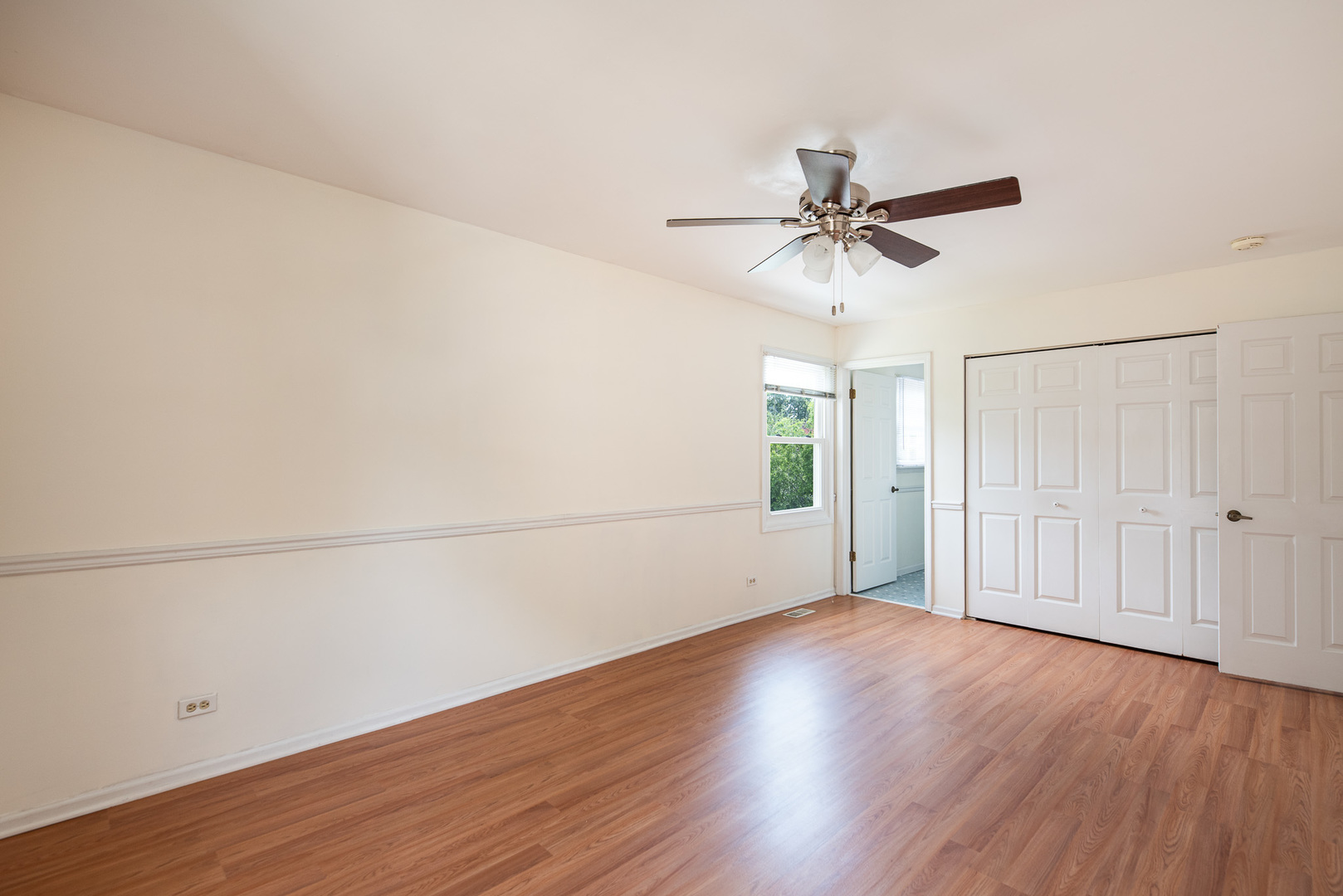 215 Annapolis Drive, Vernon Hills, IL 60061