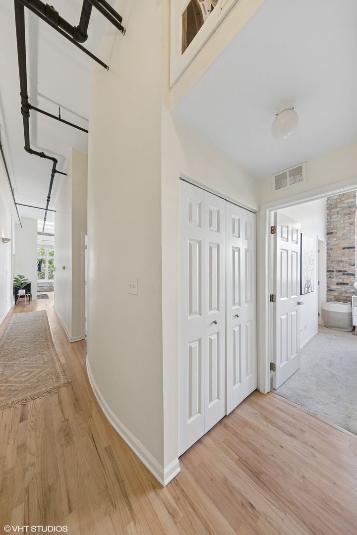 1907 N Milwaukee Avenue #307, Chicago, IL 60647