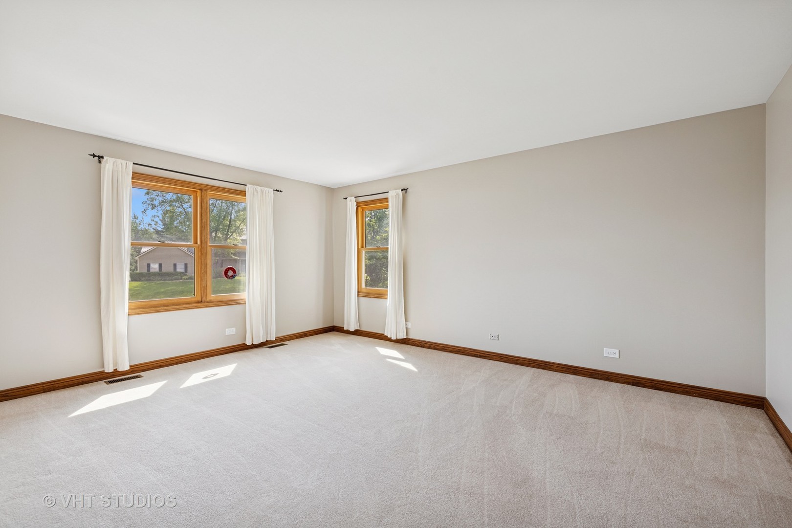 1520 Daybreak Drive, Libertyville, IL 60048