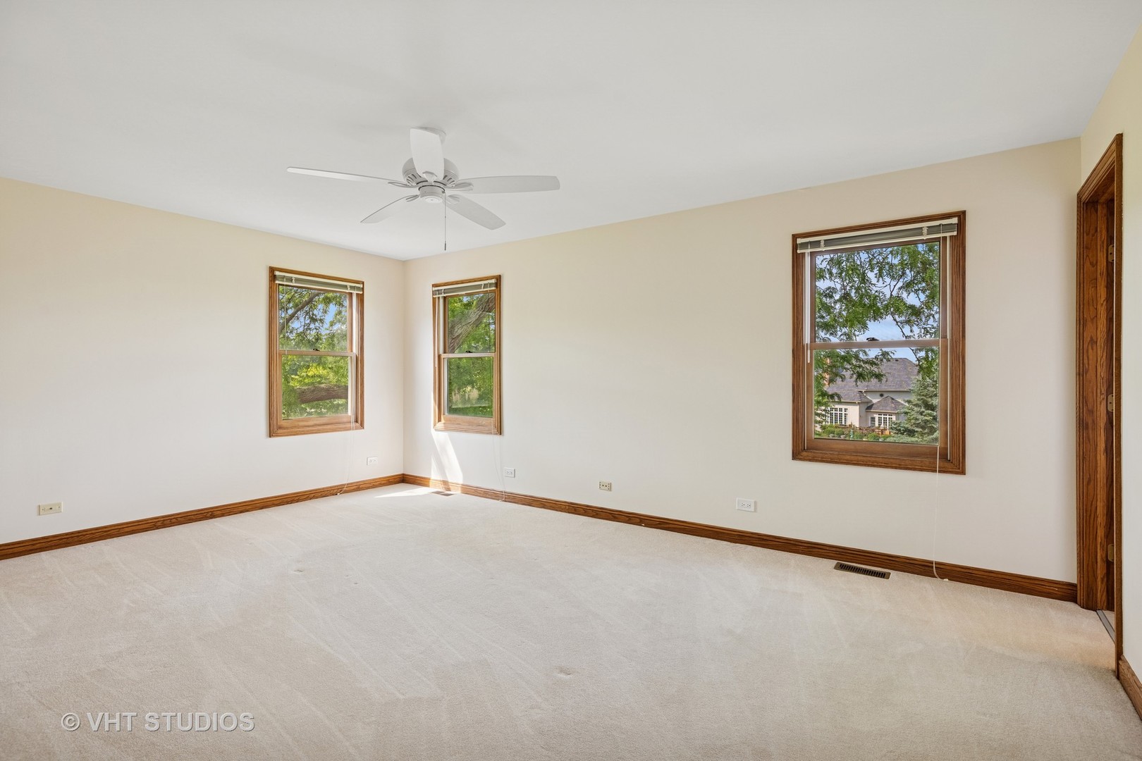 1520 Daybreak Drive, Libertyville, IL 60048