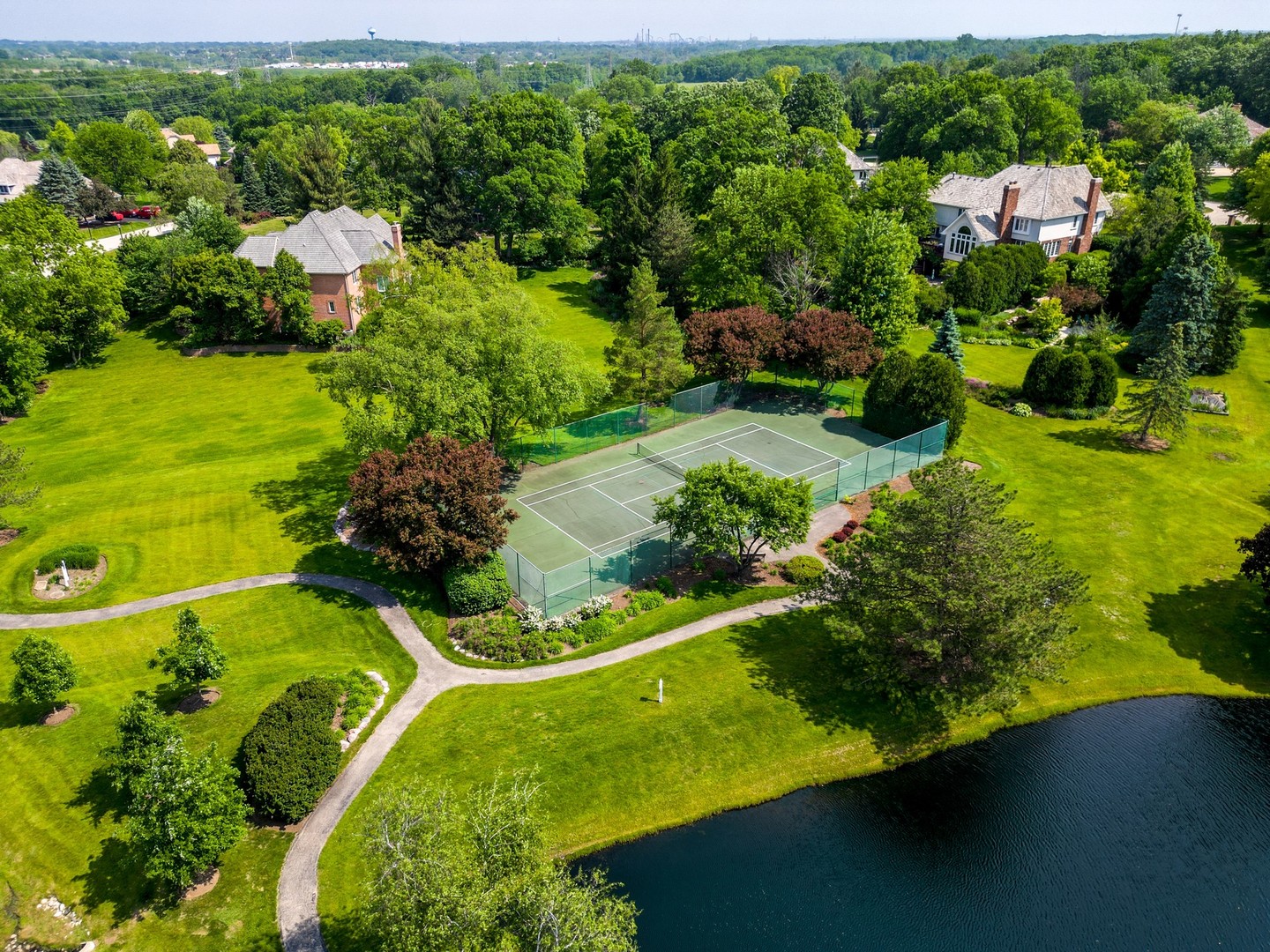 1520 Daybreak Drive, Libertyville, IL 60048
