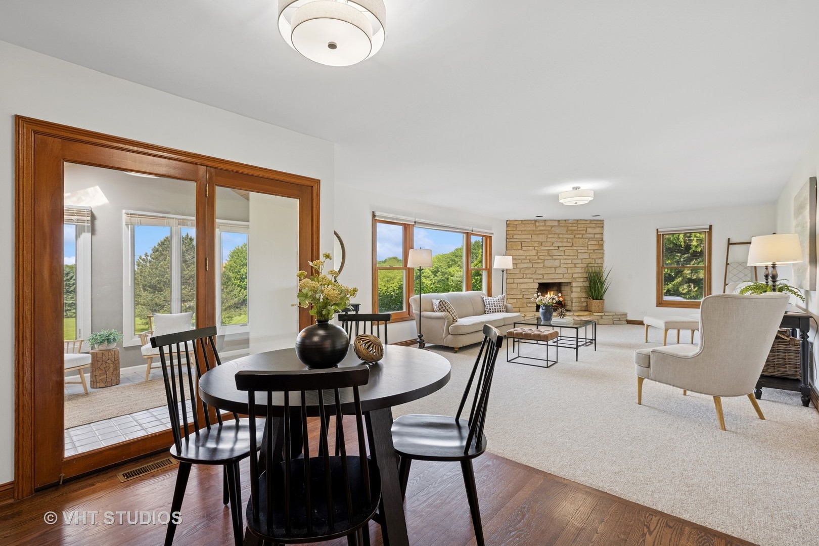 1520 Daybreak Drive, Libertyville, IL 60048