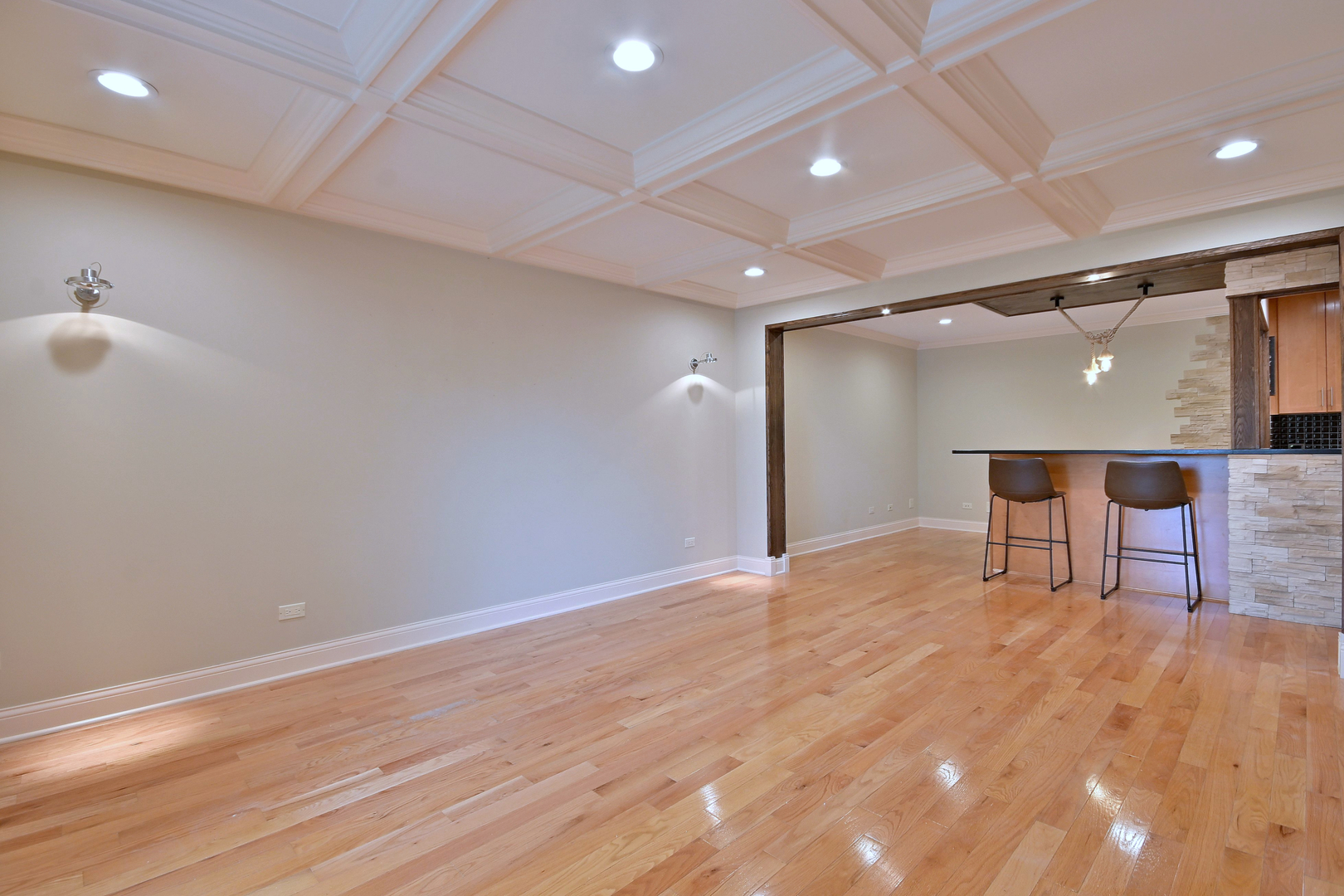 960 Beau Drive #205, Des Plaines, IL 60016