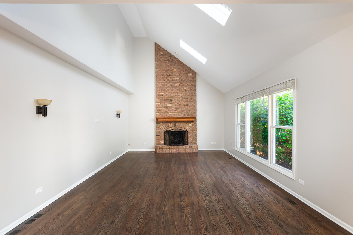 2203 FOX BORO Lane, Naperville, IL 60564