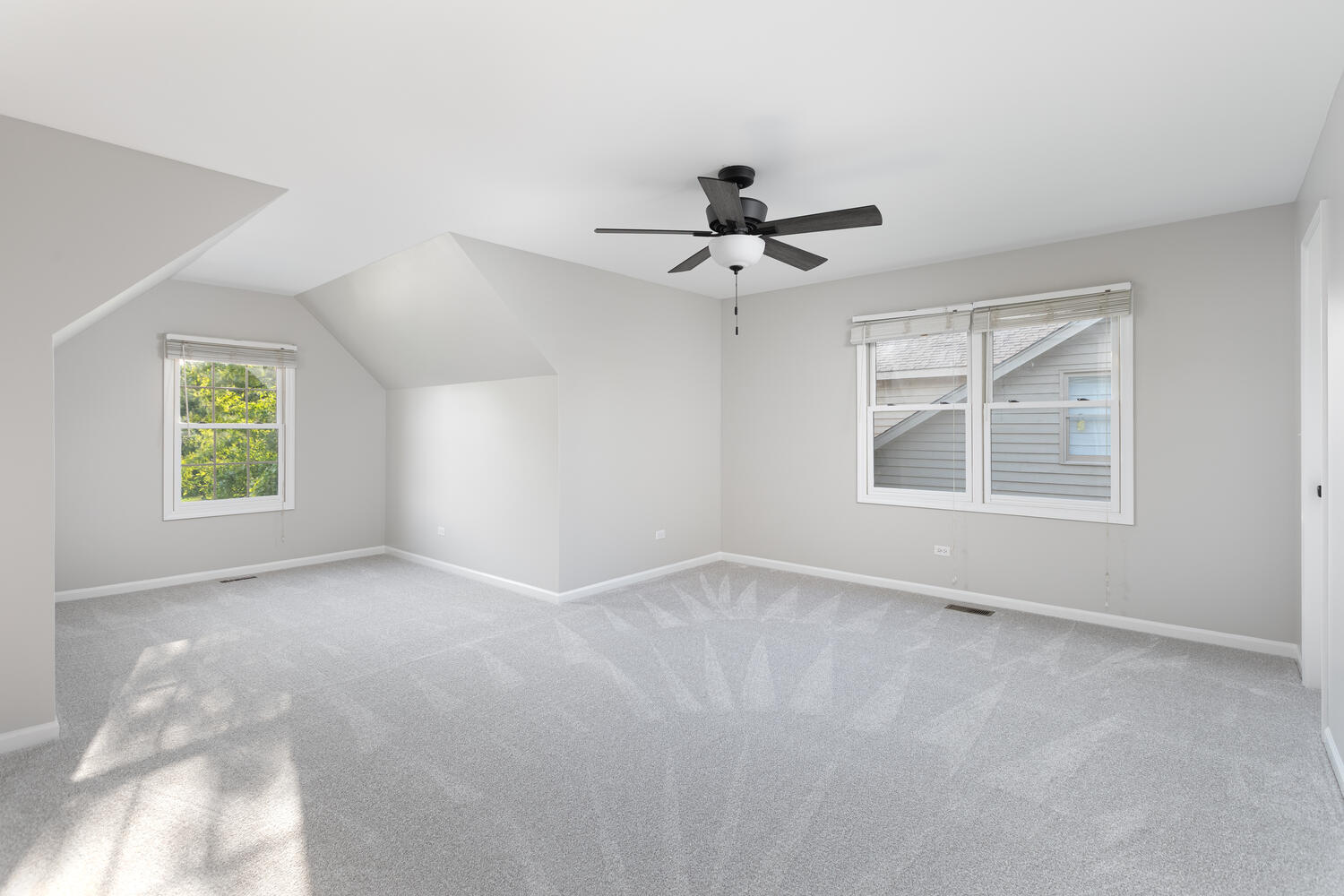 2203 FOX BORO Lane, Naperville, IL 60564