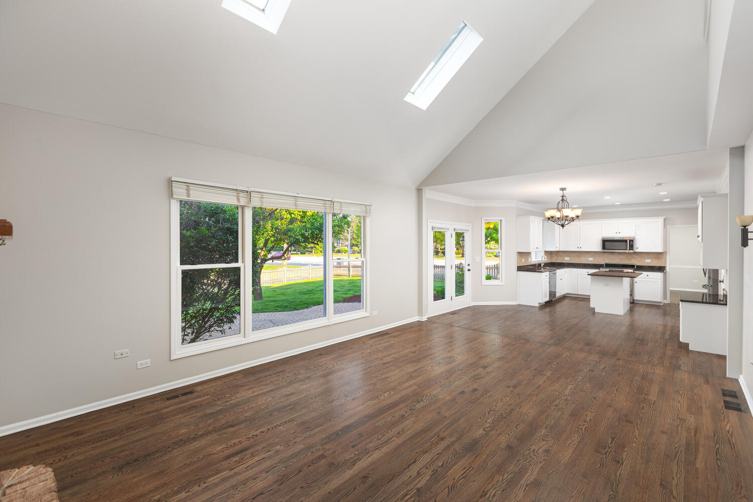2203 FOX BORO Lane, Naperville, IL 60564