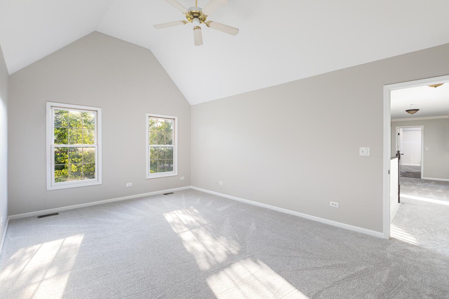 2203 FOX BORO Lane, Naperville, IL 60564