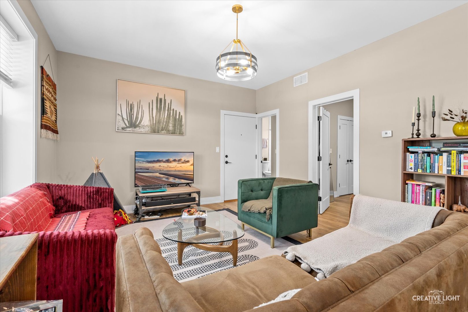 3001 N Sawyer Avenue #2E, Chicago, IL 60618