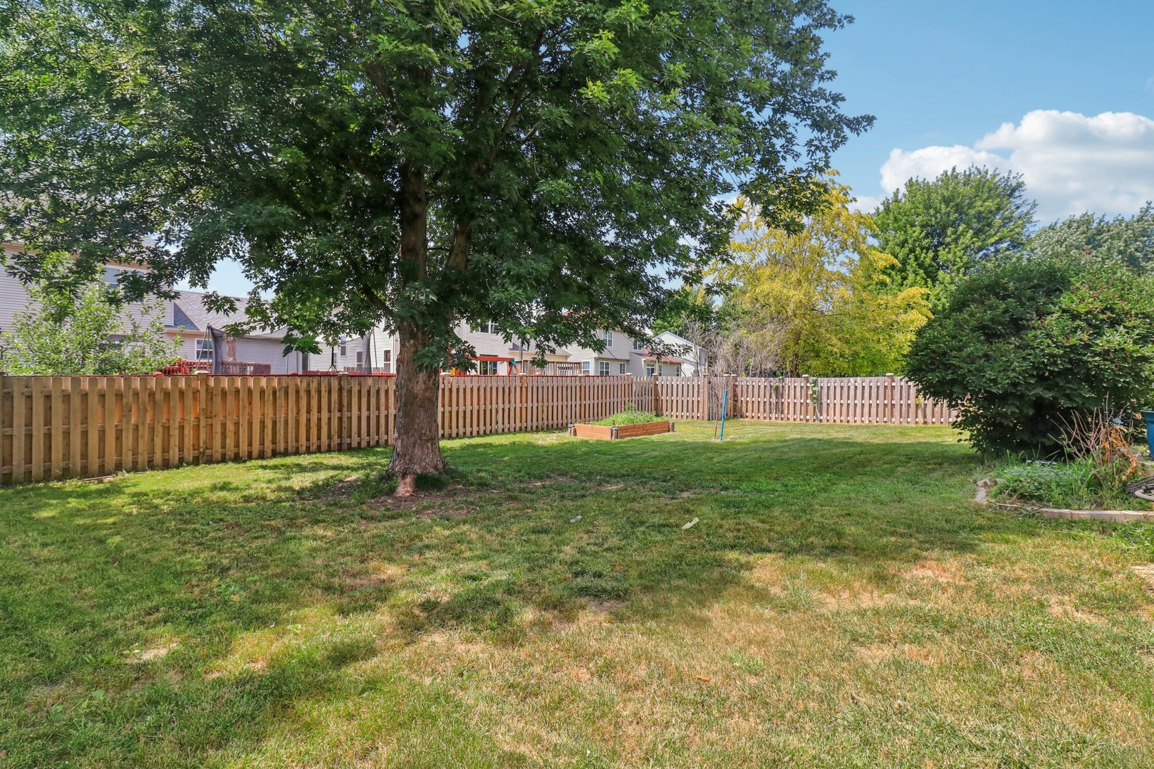 2735 Hillsboro Boulevard, Aurora, IL 60503