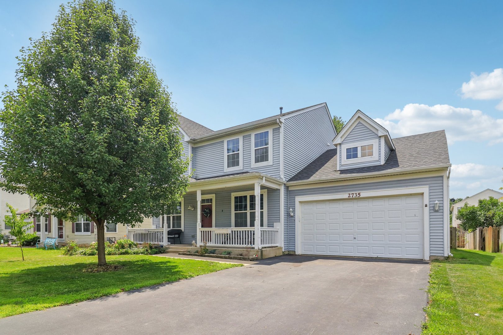 2735 Hillsboro Boulevard, Aurora, IL 60503