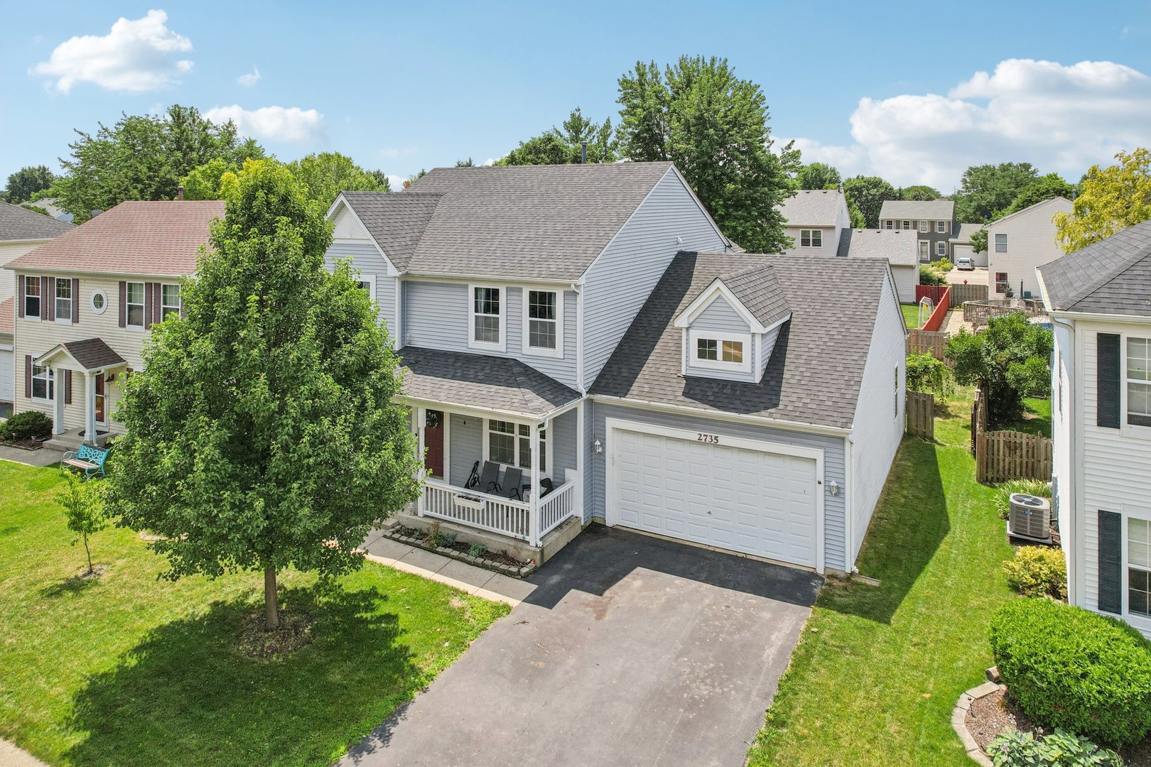 2735 Hillsboro Boulevard, Aurora, IL 60503