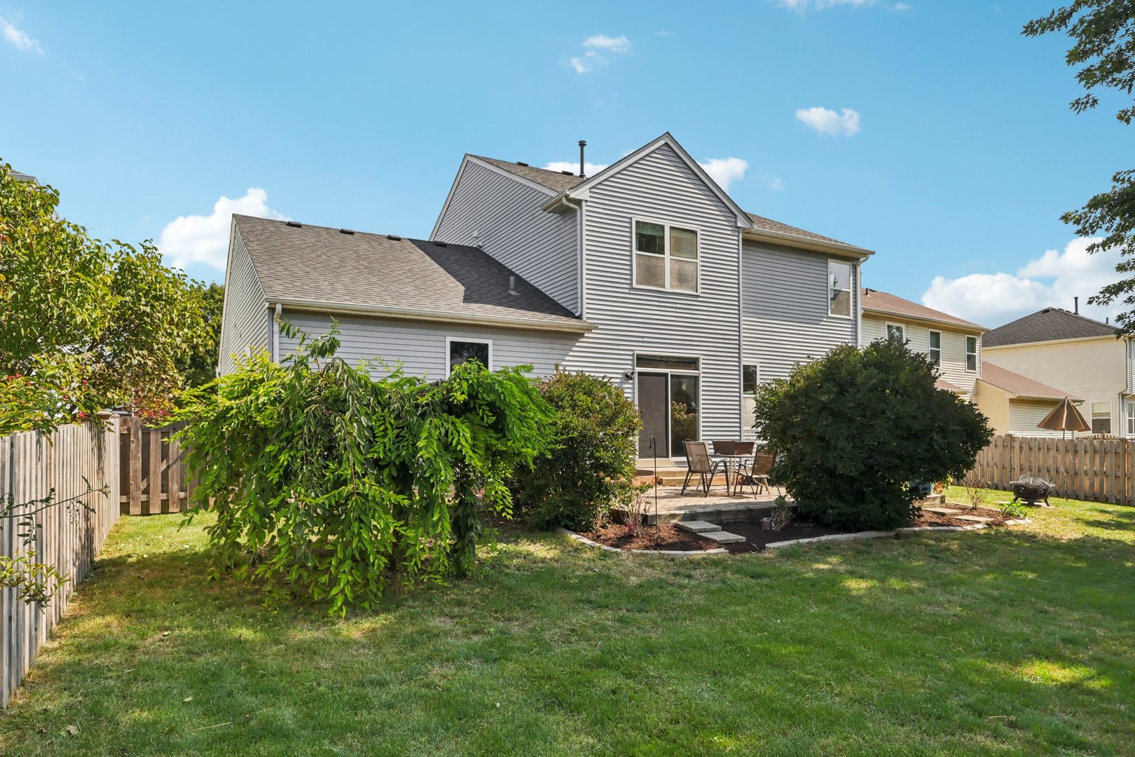2735 Hillsboro Boulevard, Aurora, IL 60503