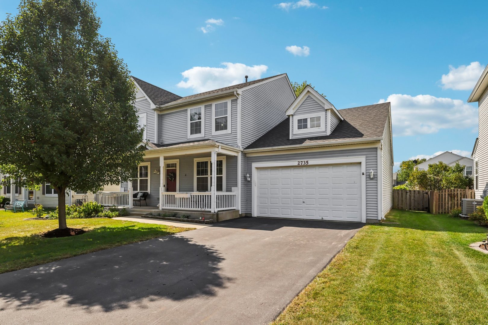2735 Hillsboro Boulevard, Aurora, IL 60503