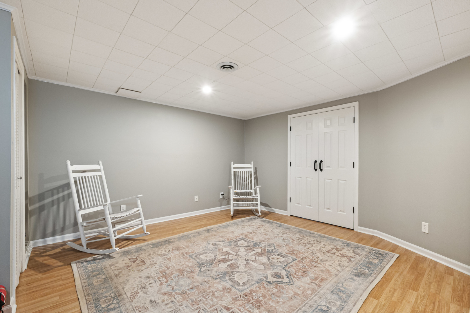 423 W Taylor Street, DeKalb, IL 60115
