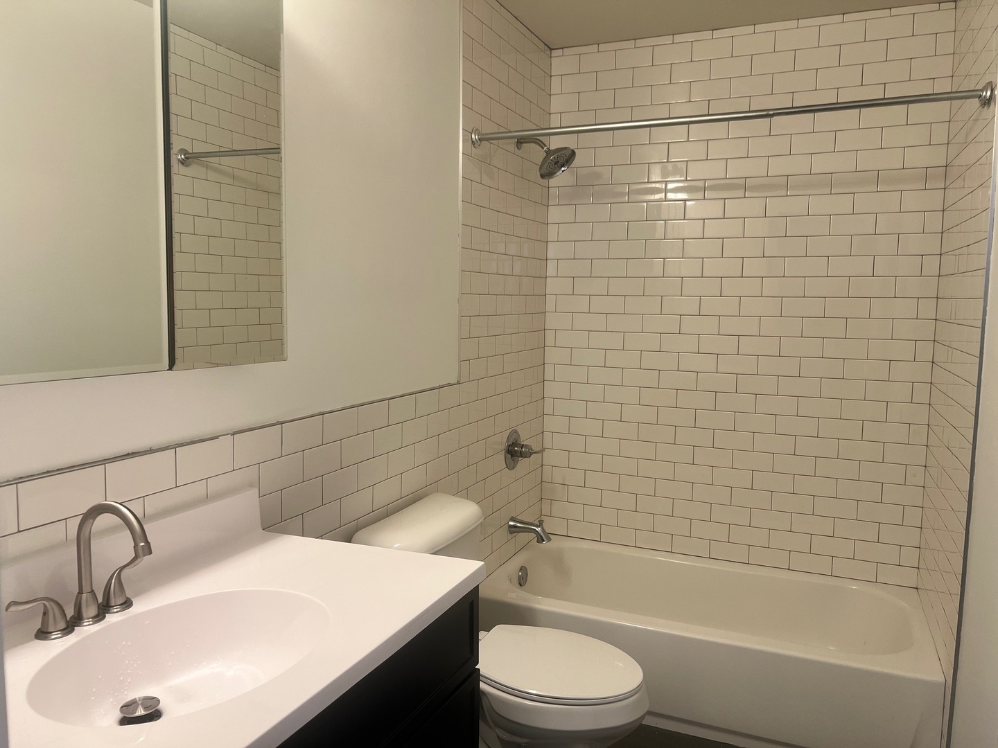 7136 S Prairie Avenue #2, Chicago, IL 60619