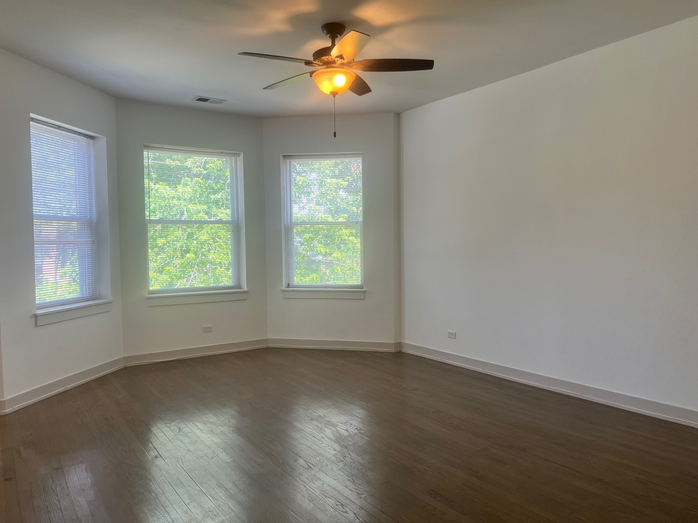 7136 S Prairie Avenue #2, Chicago, IL 60619