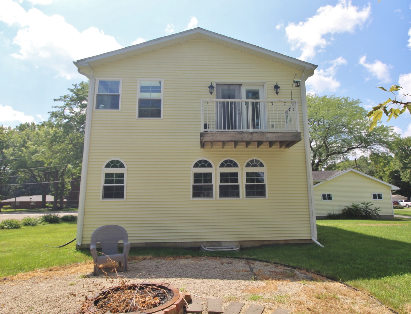 187 W Union Street, Seneca, IL 61360