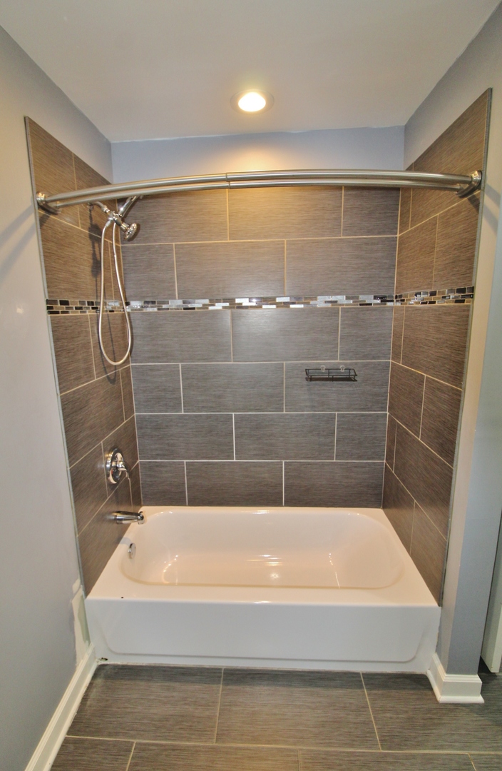 187 W Union Street, Seneca, IL 61360