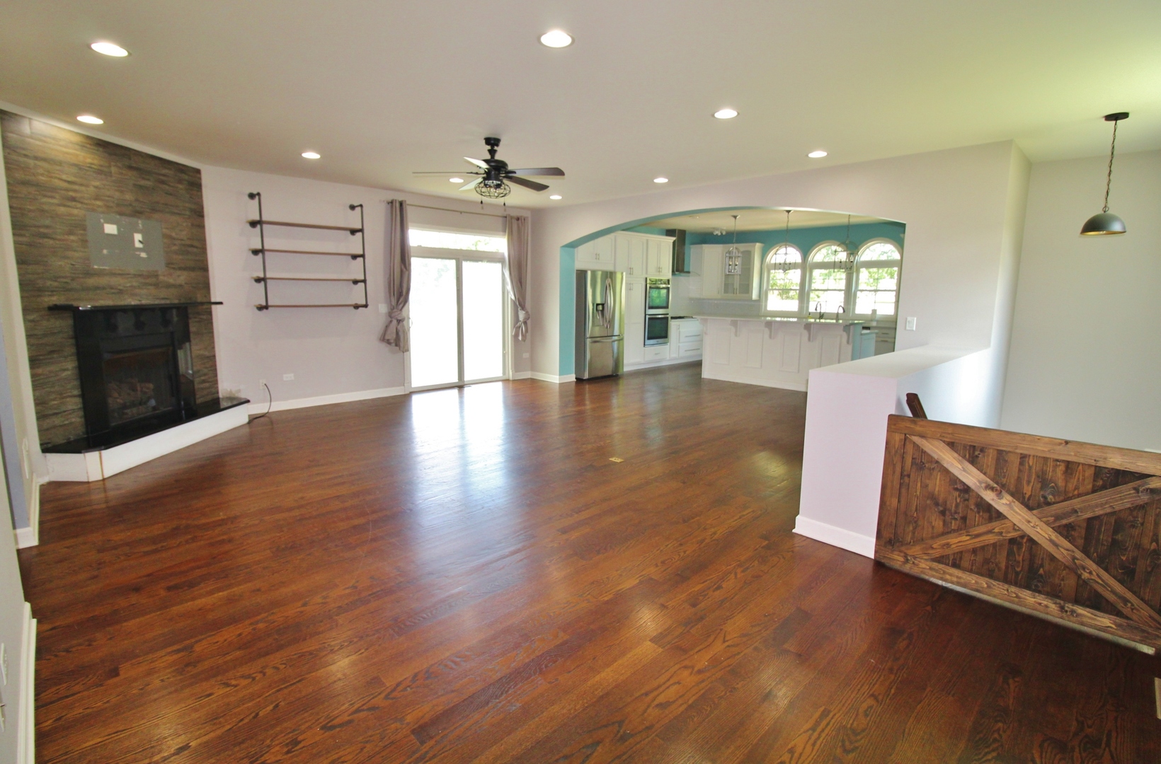 187 W Union Street, Seneca, IL 61360