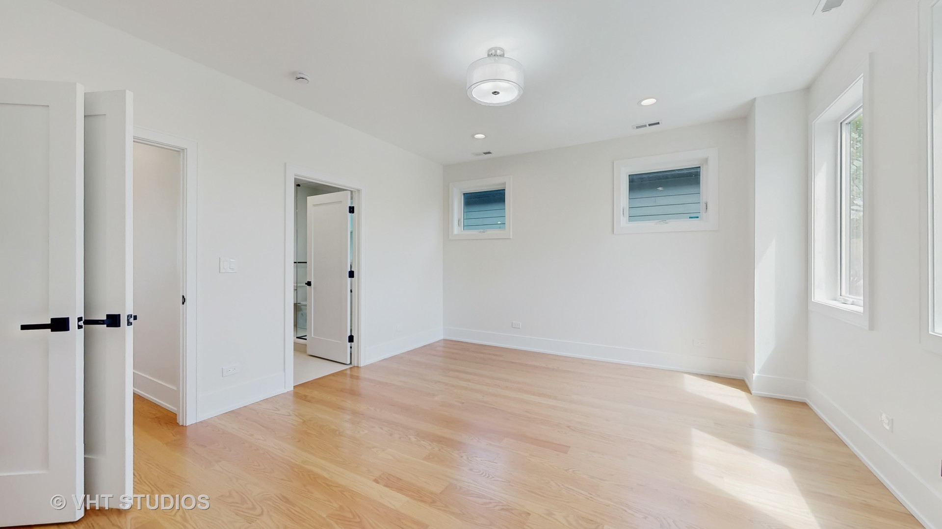 2846 N Sayre Avenue, Chicago, IL 60634