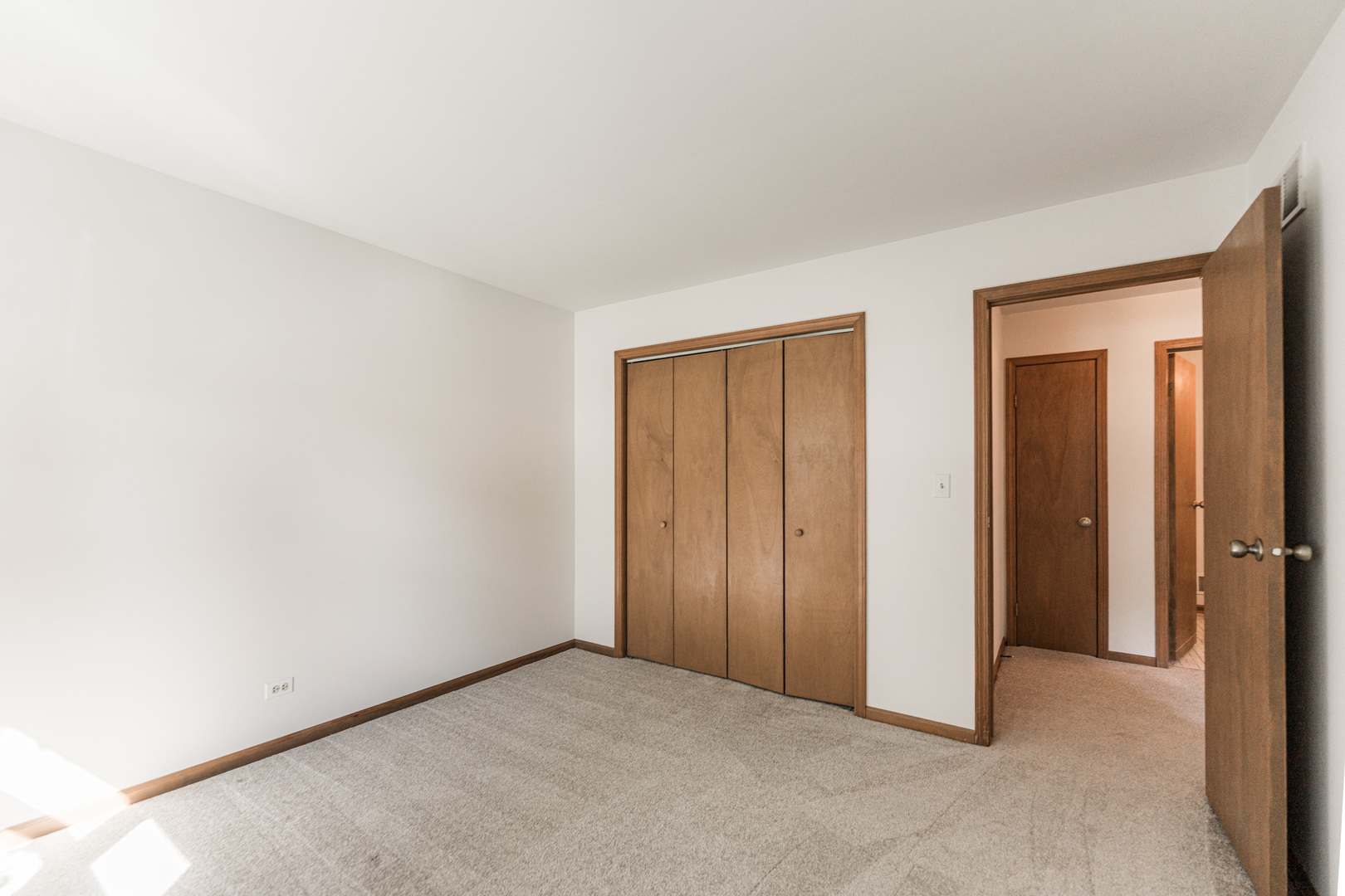 833 Francine Drive, Bartlett, IL 60103