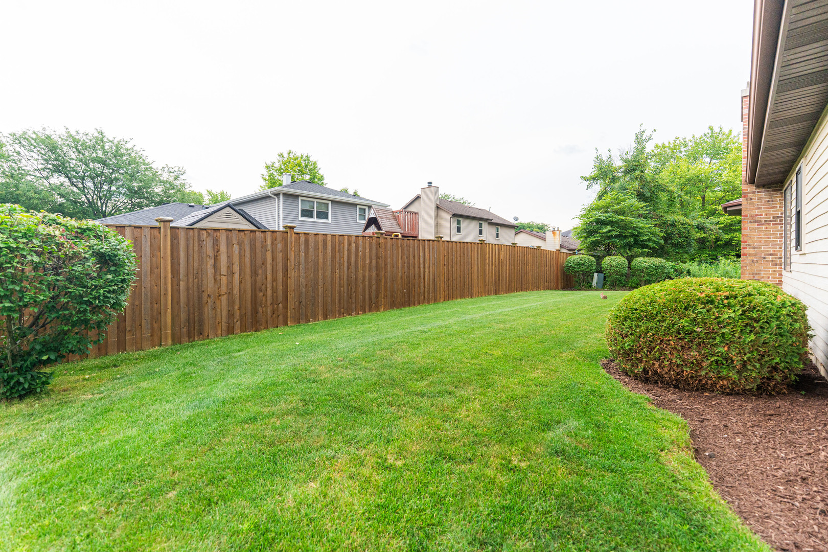 833 Francine Drive, Bartlett, IL 60103