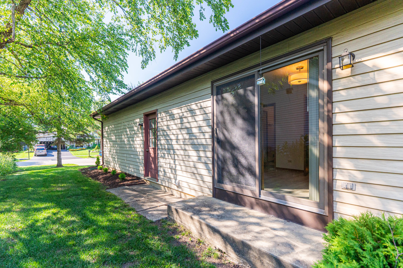 833 Francine Drive, Bartlett, IL 60103