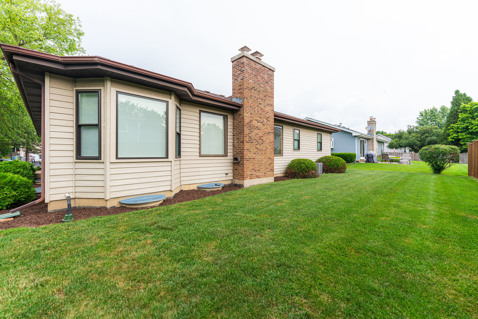 833 Francine Drive, Bartlett, IL 60103